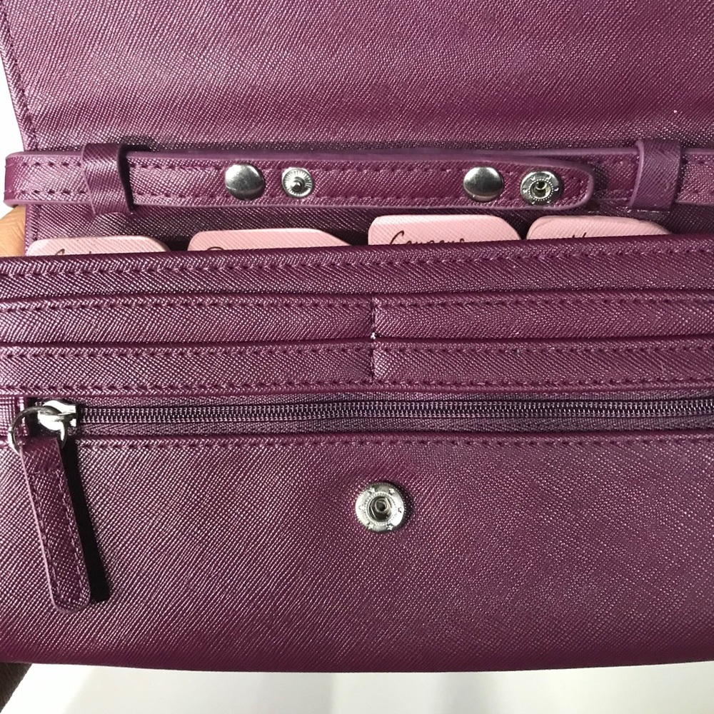 Burgundy coupon  purse - Picture 2 of 6